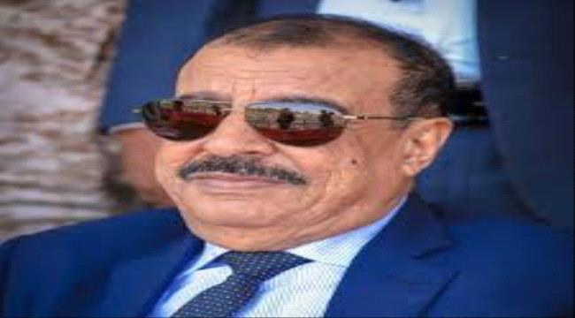 اللواء بن بريك يُعزي الدكتور فضل الربيعي  في وفاة أبن عمه ...