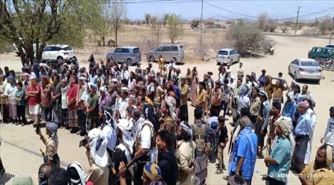 قبائل ومشائخ مديرية  الازارق بالضالع تعزّي ابناء الصبيحة ووالد الجاني يطالب  بسرعة تنفيذ القصاص بحق نجله لتطبيق العدالة   ...
